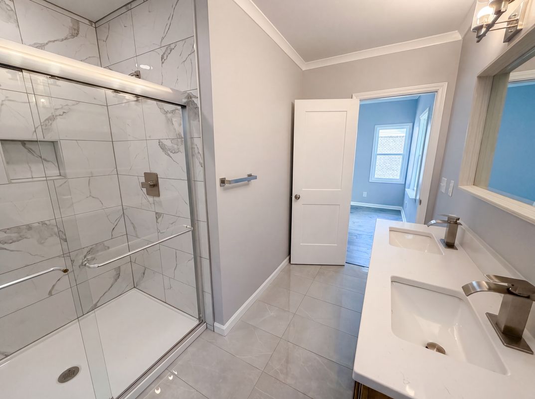 Photo 6 of 16 of 1501 S Roxboro St, Durham, NC
