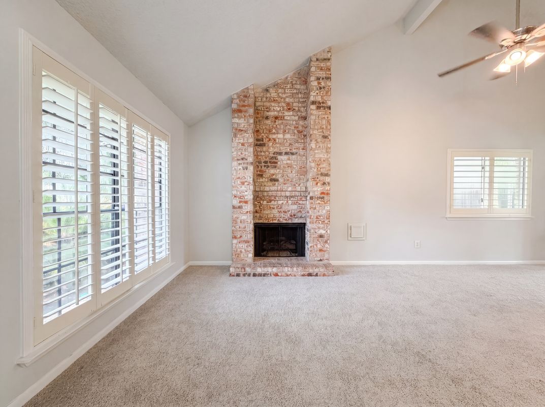 Photo 3 of 21 of 807 Mountain Meadows Dr, Katy, TX