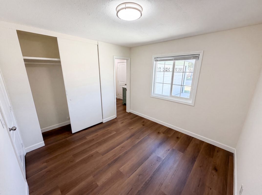 Photo 4 of 30 of 21312 E Greenhaven St, Covina, CA
