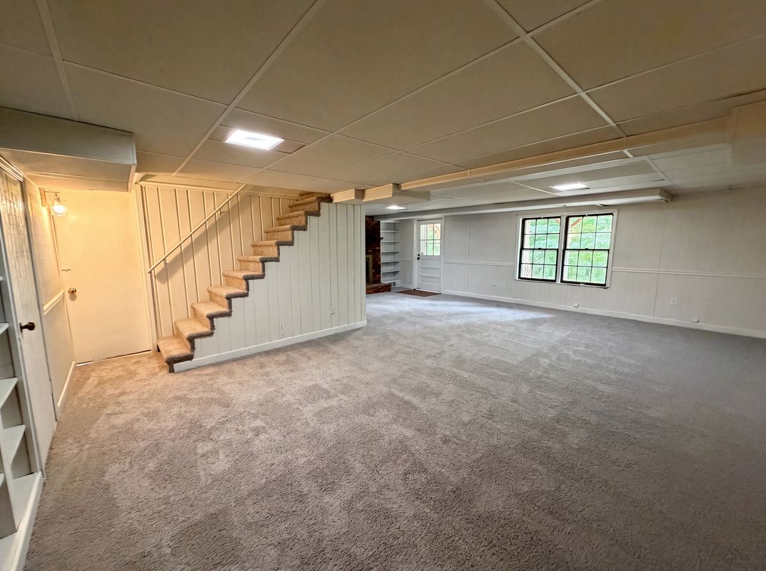 Photo 12 of 17 of 5148 Clearview Dr, Winston Salem, NC
