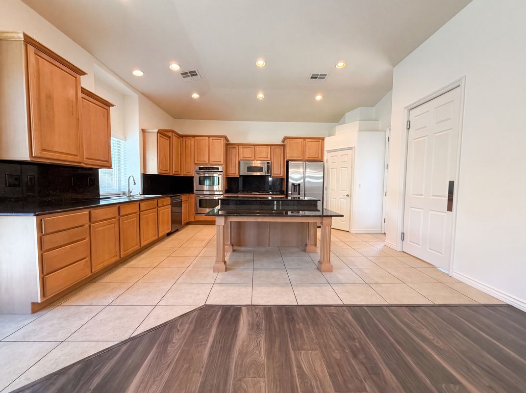 Photo 12 of 27 of 7937 Base Camp Ave, Las Vegas, NV