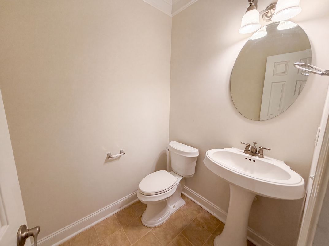 Photo 15 of 22 of 676 Grassy Hill Rd, Summerville, SC