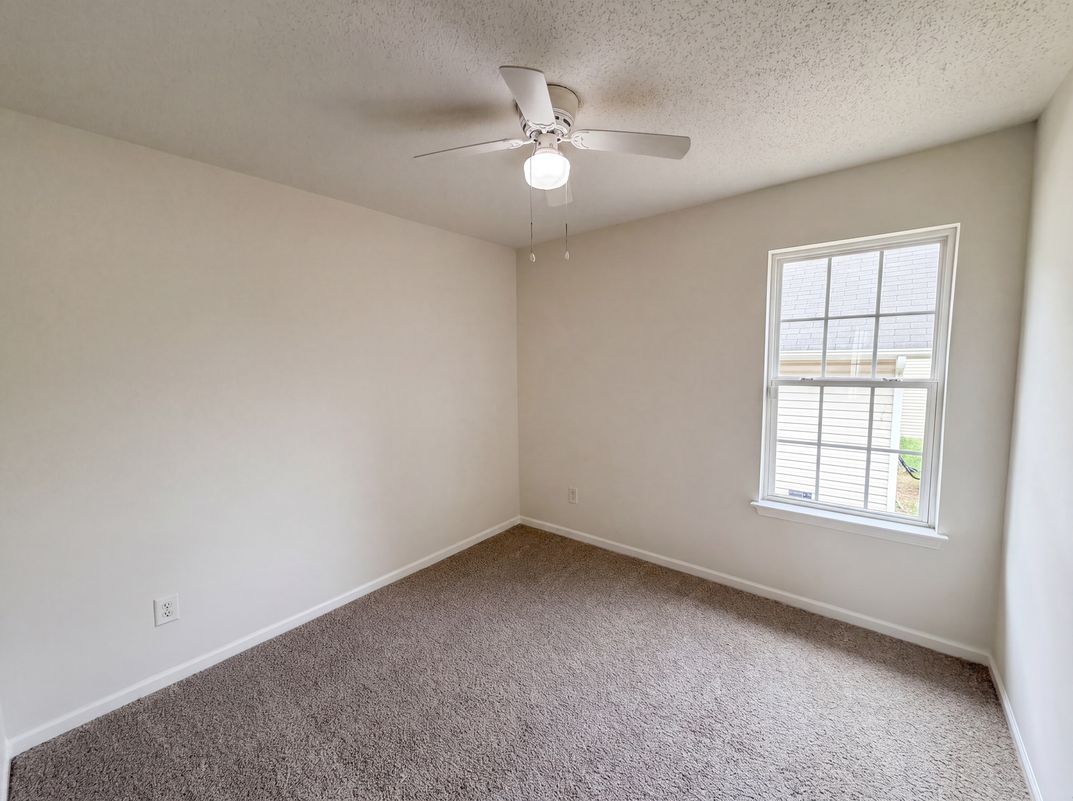 Photo 13 of 18 of 1841 Mission Oaks St, Kannapolis, NC