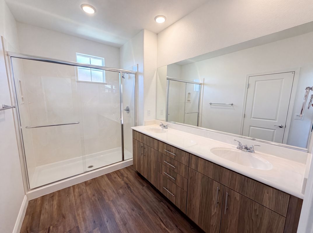 Photo 21 of 30 of 10801 Portico Cir, Rancho Cordova, CA