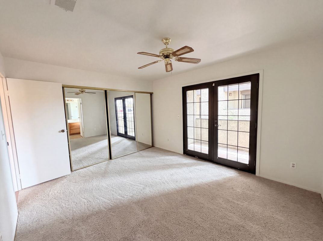 Photo 10 of 24 of 5056 Jeffreys St, Las Vegas, NV