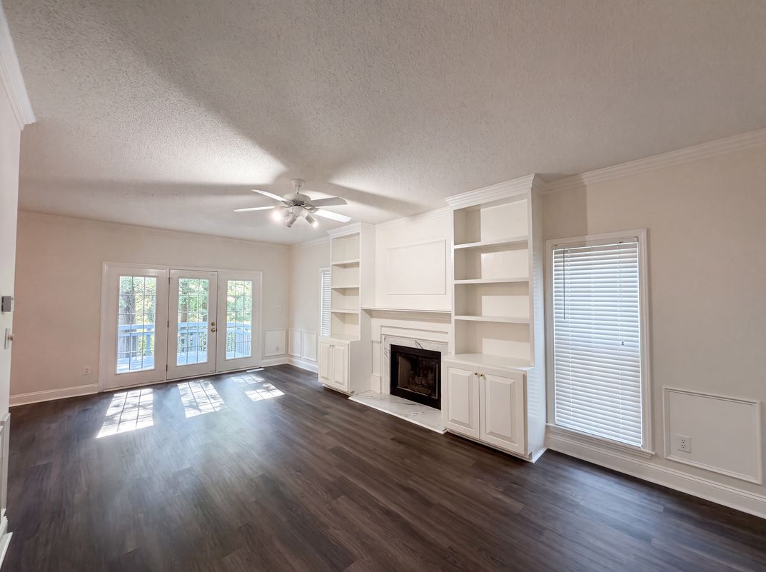 Photo 3 of 17 of 6113 Remington Lake Dr, Raleigh, NC