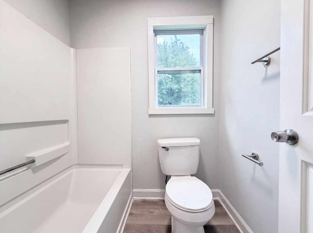 Photo 14 of 18 of 8822 Hunter Green Ln, Charlotte, NC