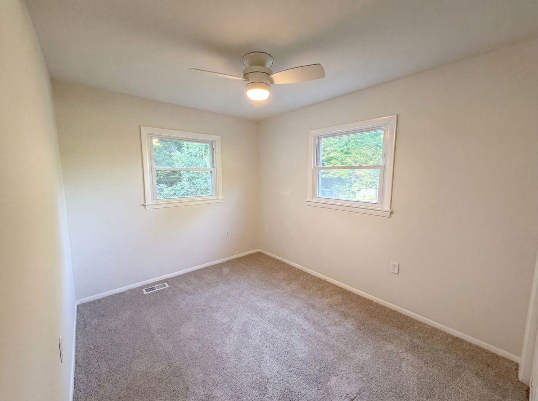 Photo 18 of 28 of 1017 Morrell Rd, Knoxville, TN