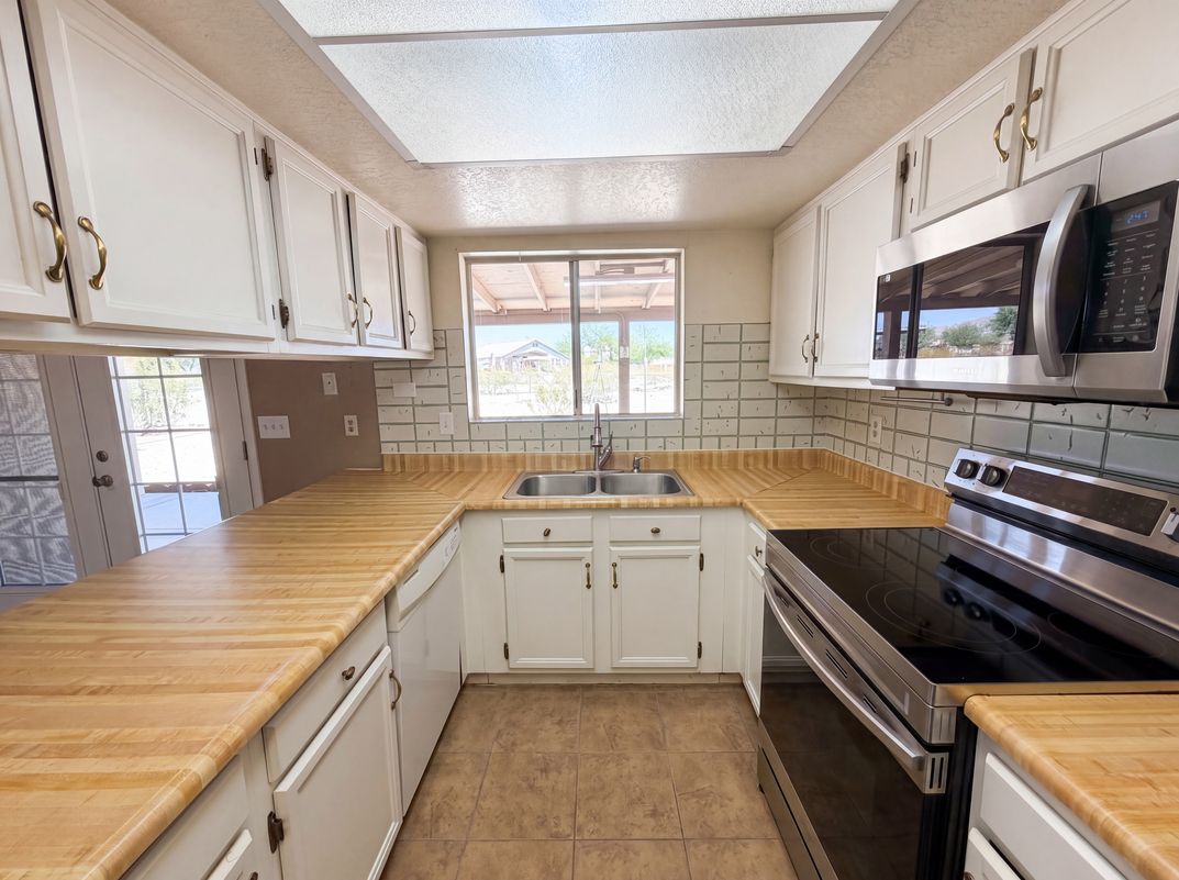 Photo 14 of 39 of 2035 S 227th Ave, Buckeye, AZ