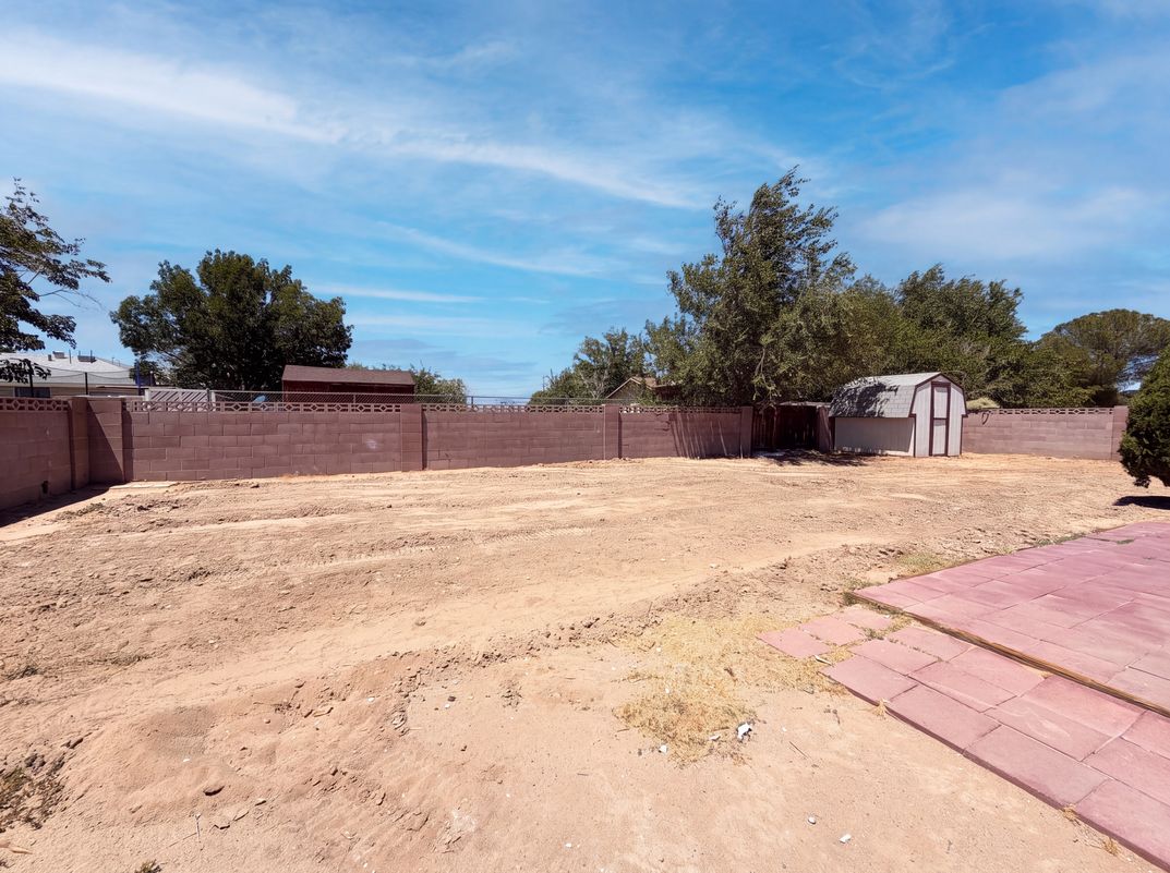 Photo 19 of 20 of 13325 Lamel St, Edwards, CA
