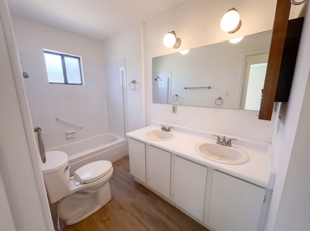 Photo 6 of 21 of 1229 Kirby St NE, Albuquerque, NM