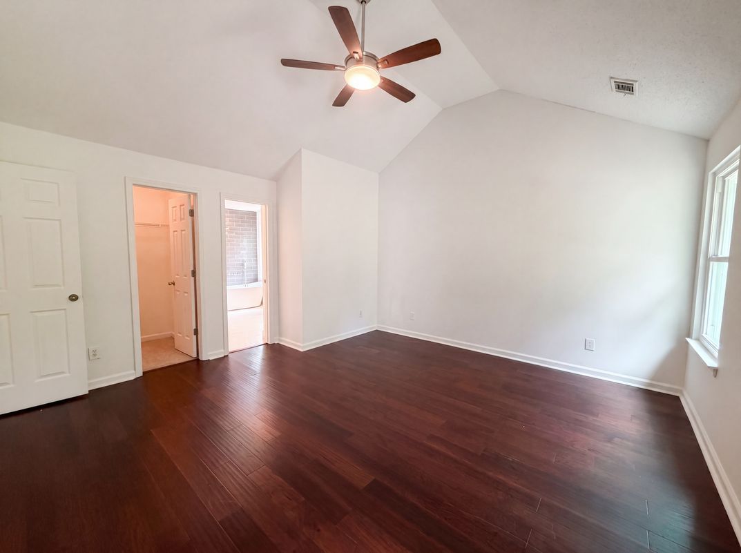 Photo 4 of 21 of 345 Espana St, Atlanta, GA