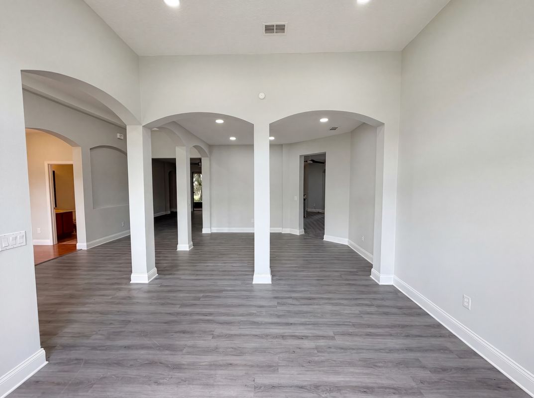 Photo 13 of 26 of 216 Blue Crystal Dr, Deland, FL