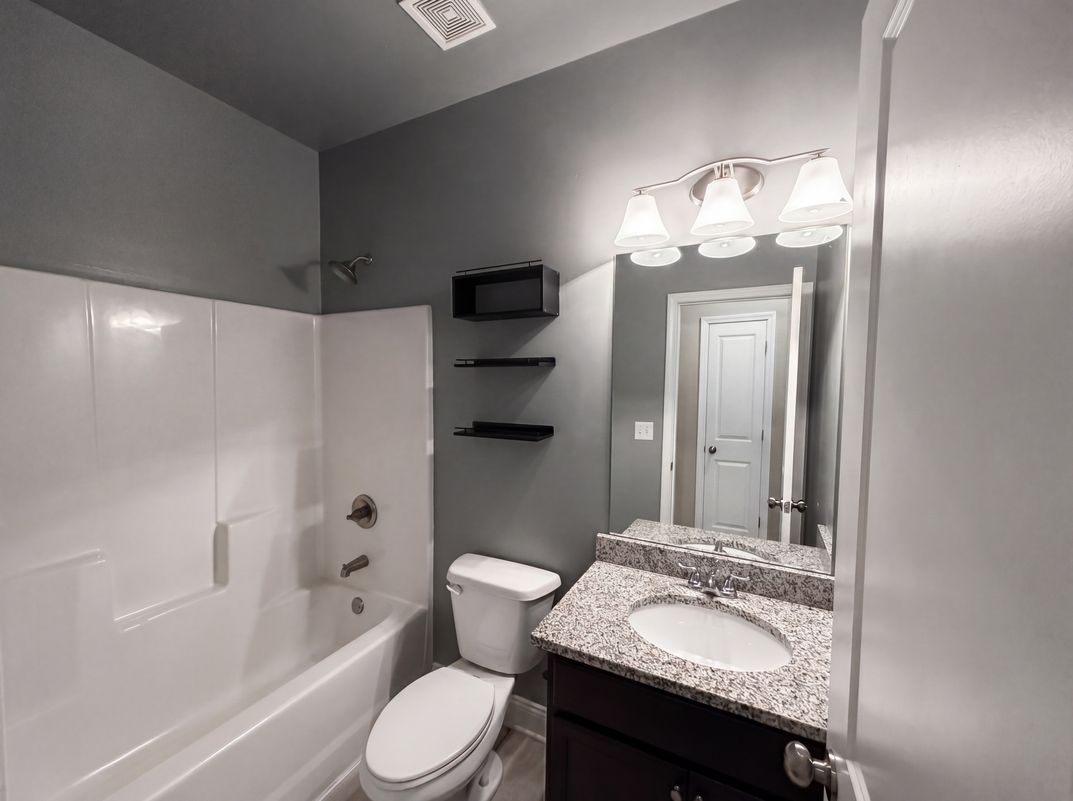 Photo 13 of 22 of 1209 Windstone Dr, Winder, GA