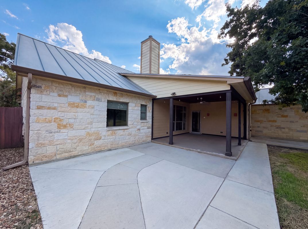 Photo 5 of 23 of 197 Vintage Ranch Cir, La Vernia, TX