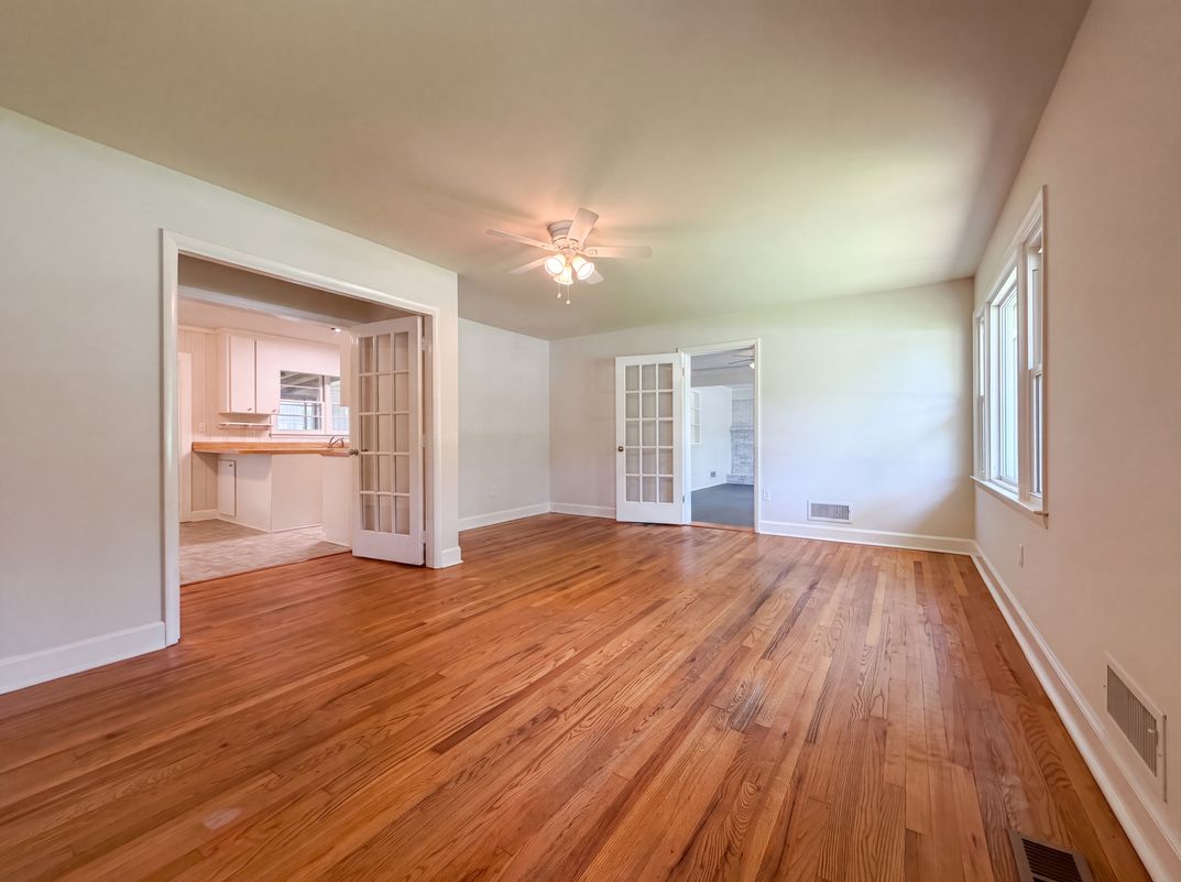 Photo 3 of 21 of 800 Creech Rd, Garner, NC