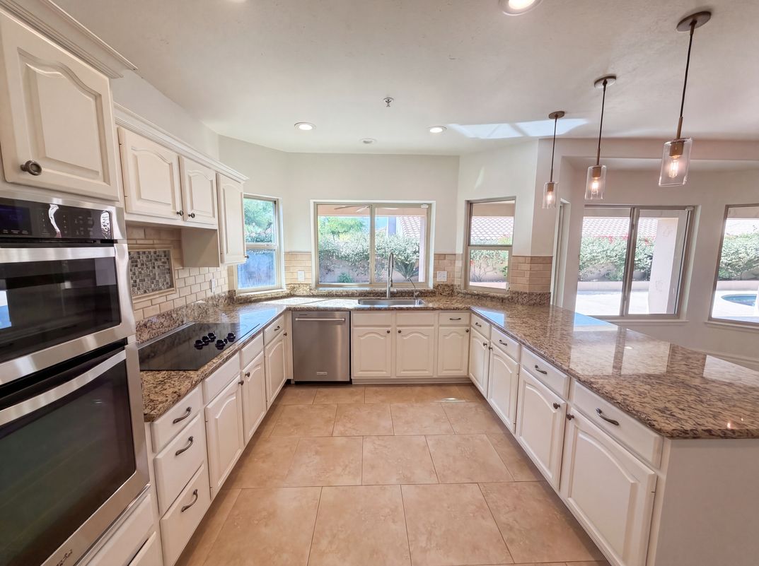 Photo 7 of 28 of 9153 E Palm Tree Dr, Scottsdale, AZ