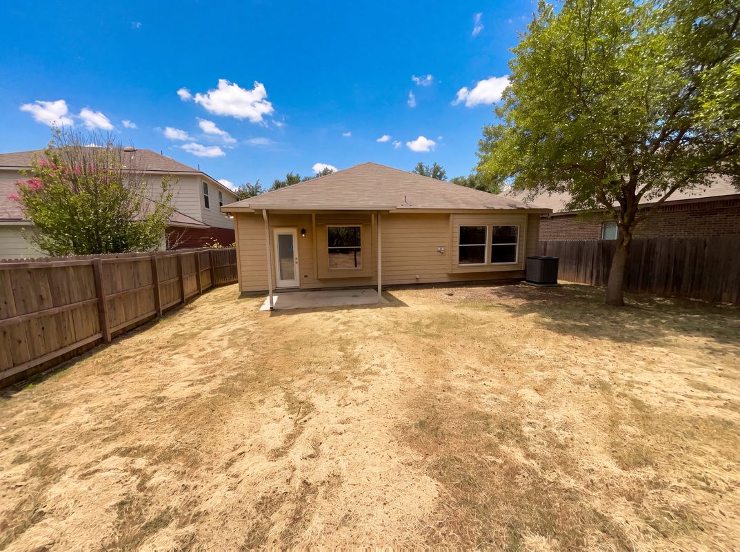 Photo 5 of 19 of 26210 Presidio Mesa, Boerne, TX