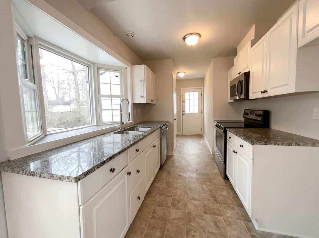 Photo 2 of 17 of 7309 Beaverwood Dr, Raleigh, NC