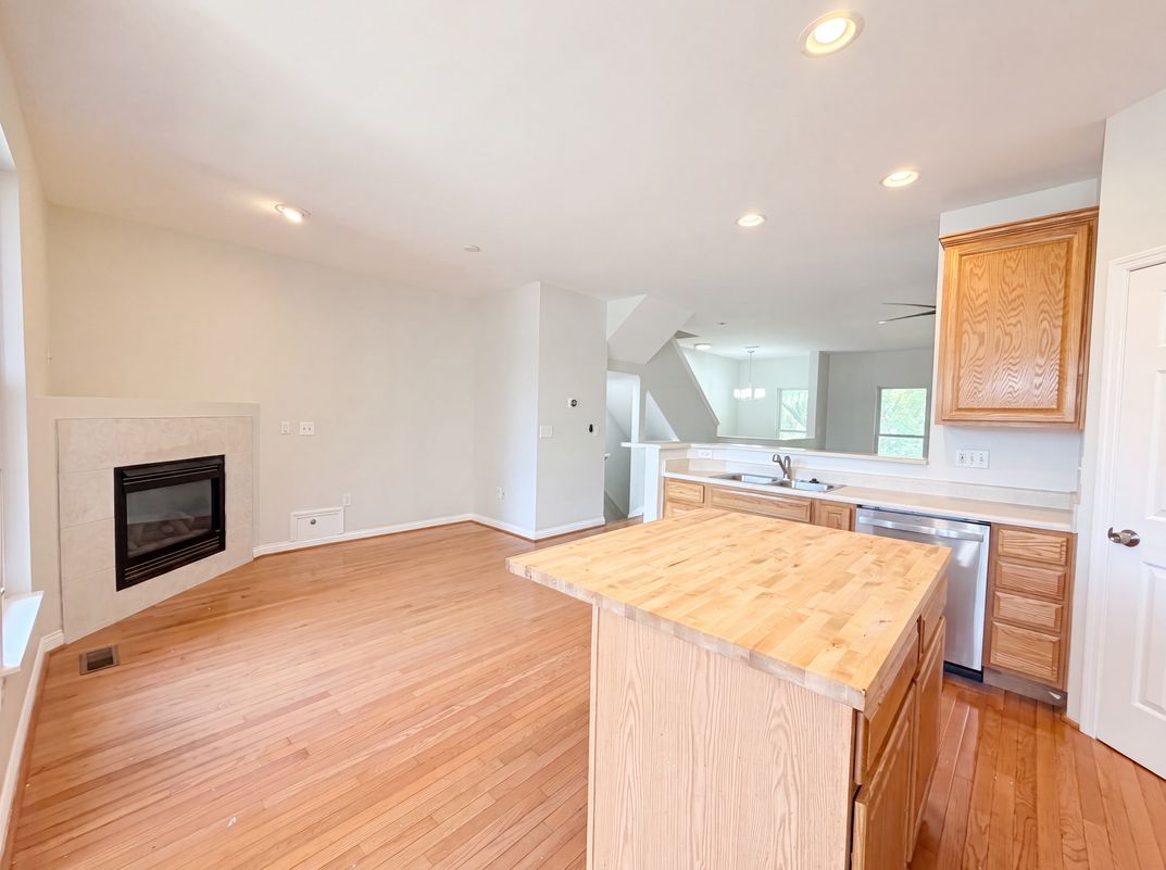 Photo 7 of 27 of 1031 Cutter St, Cincinnati, OH