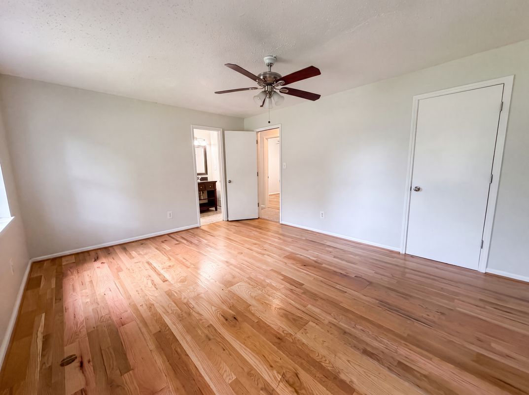 Photo 9 of 21 of 405 Annie Lee Rd, Trussville, AL