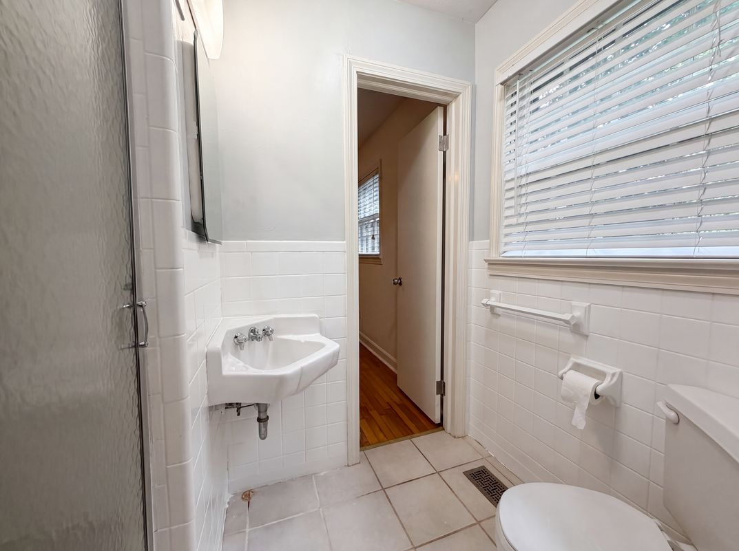 Photo 11 of 26 of 1309 Tohari Rd, Winston Salem, NC