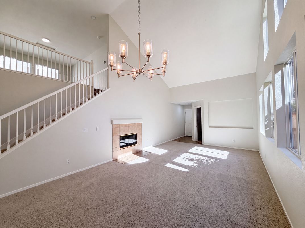 Photo 11 of 45 of 1570 Arcola Ave, Sacramento, CA