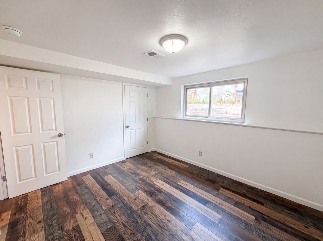 Photo 11 of 28 of 885 W 7th Avenue Dr, Broomfield, CO