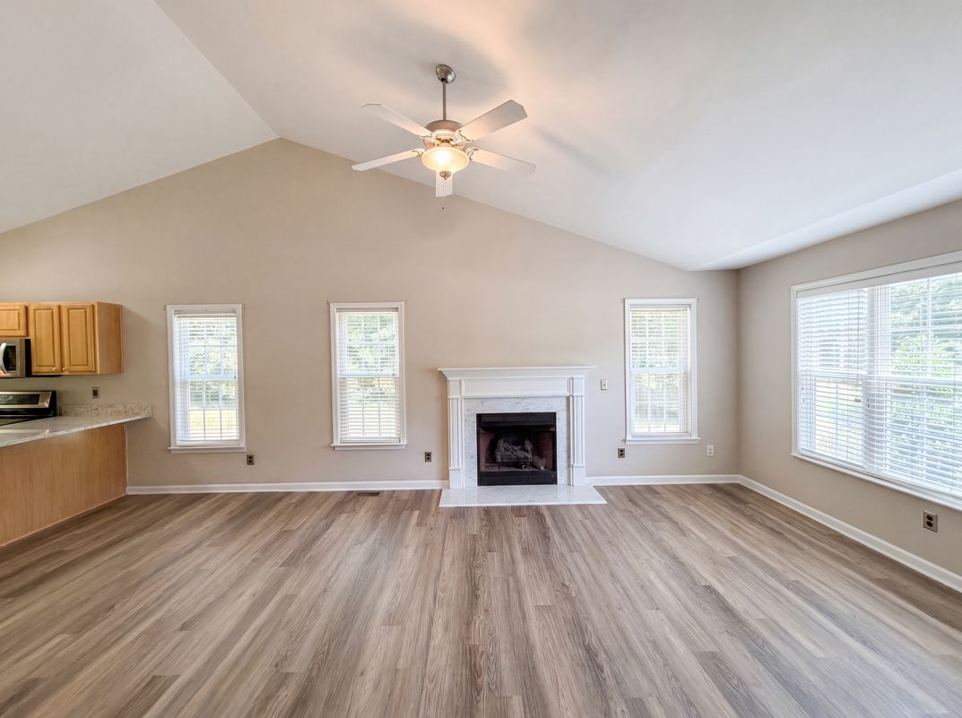 Property photo 3 of 2137 Sterling Creek Ln