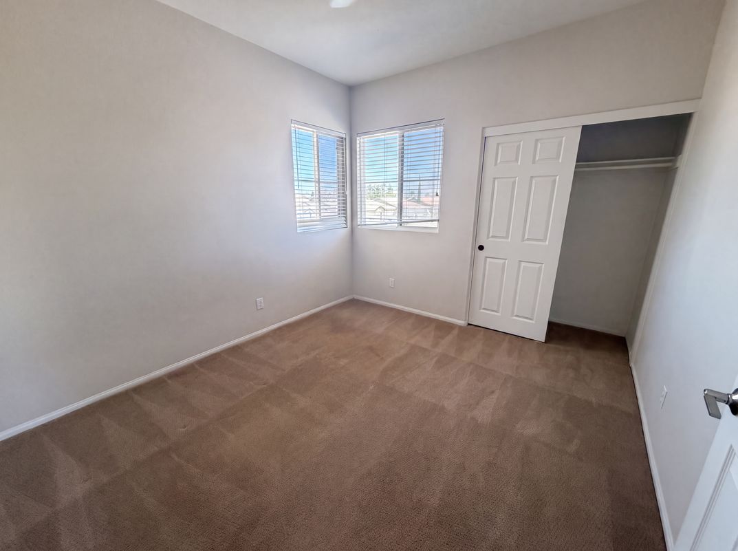 Photo 12 of 24 of 4519 Kalpesh Ct, Hemet, CA