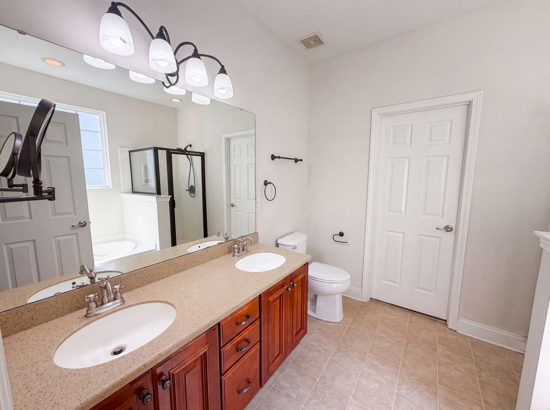 Photo 9 of 22 of 676 Grassy Hill Rd, Summerville, SC
