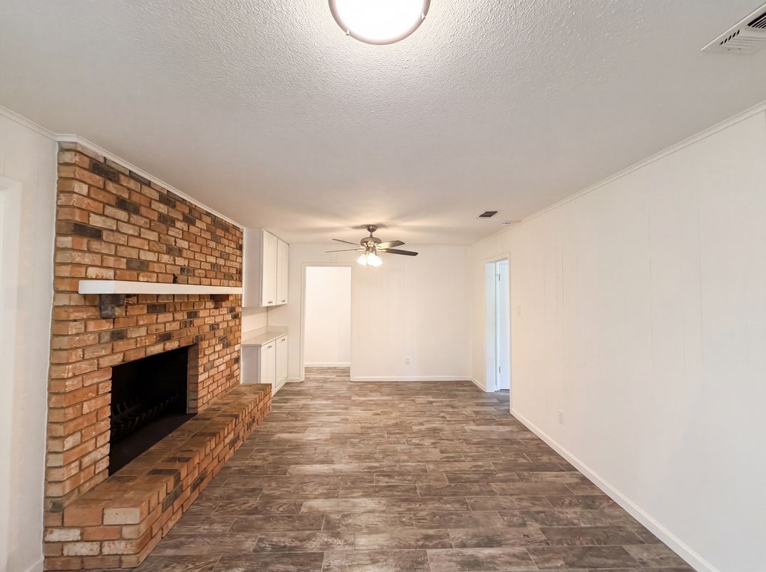 Property photo 3 of 7928 Ella Young Dr