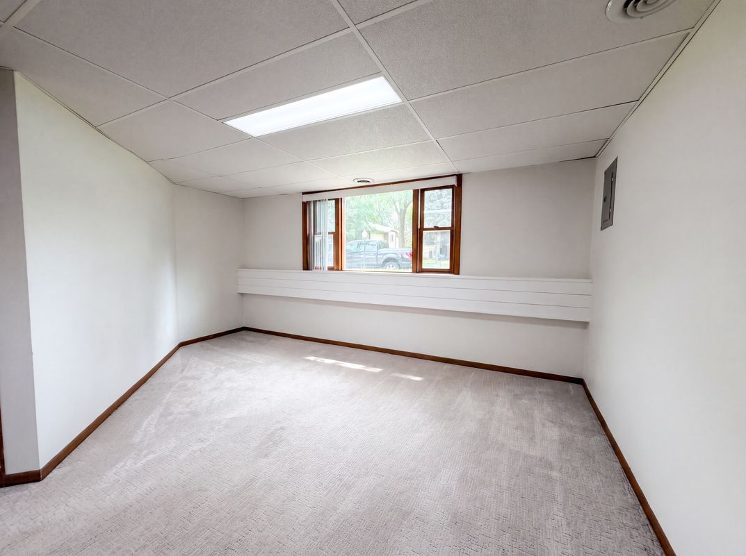 Photo 18 of 22 of 18216 Empire Trl, Farmington, MN