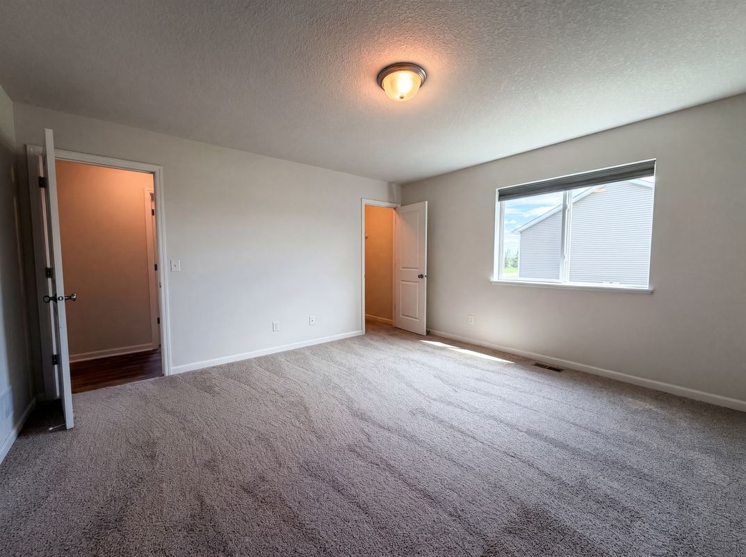 Photo 4 of 24 of 1207 Mulberry Ave NE, Montgomery, MN