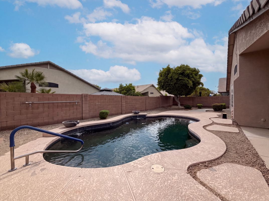 Photo 5 of 30 of 16735 W McKinley St, Goodyear, AZ