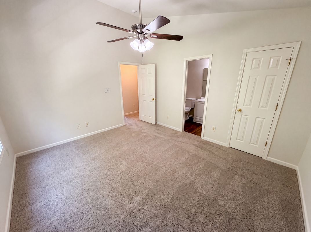 Photo 15 of 21 of 9514 Littleleaf Dr, Charlotte, NC