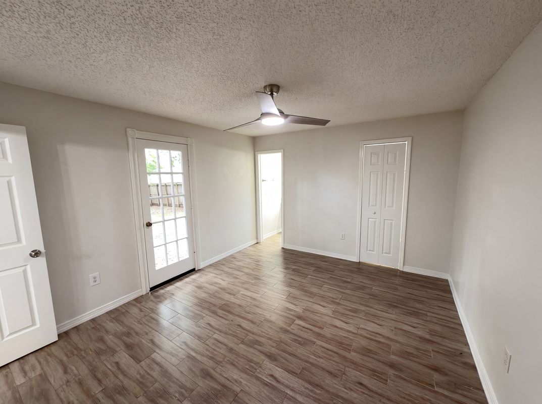 Photo 12 of 24 of 967 Lamplighter Dr NW, Palm Bay, FL