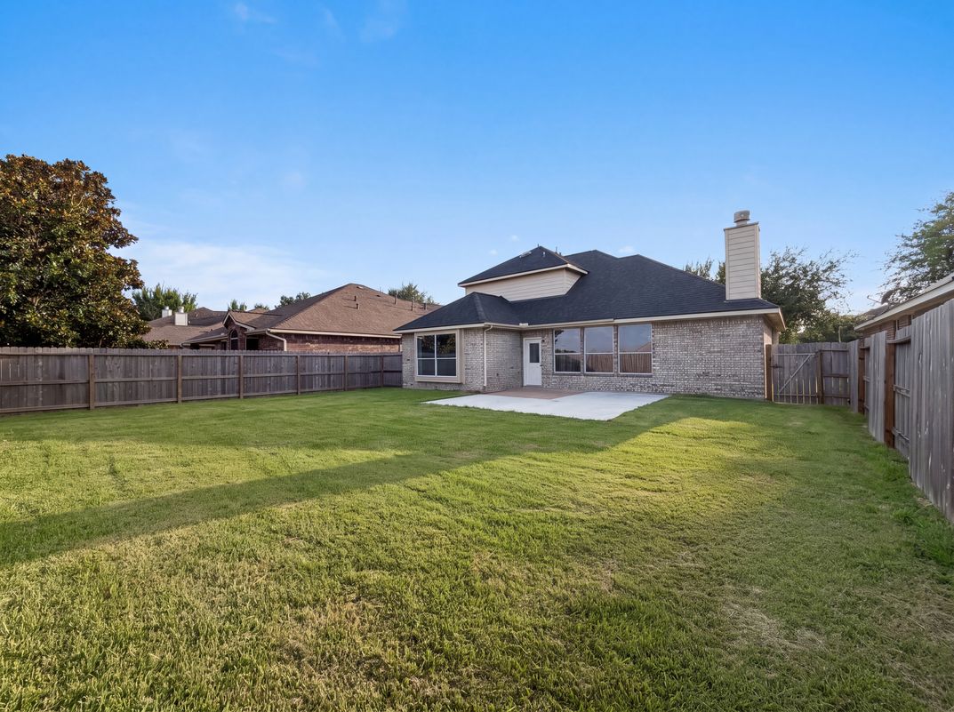 Photo 5 of 22 of 7914 Ingle Oak Dr, Houston, TX