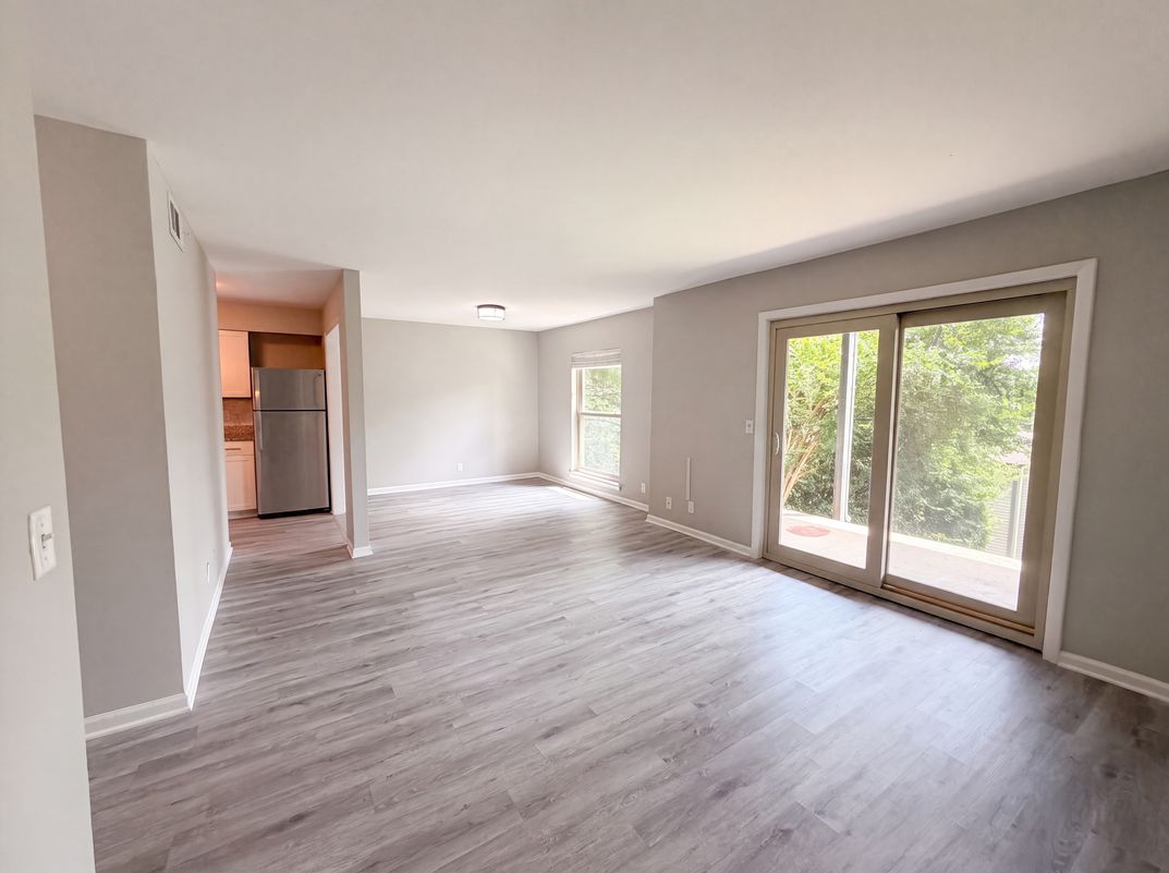 Photo 3 of 17 of 407 Summit Ridge Pl, Nashville, TN