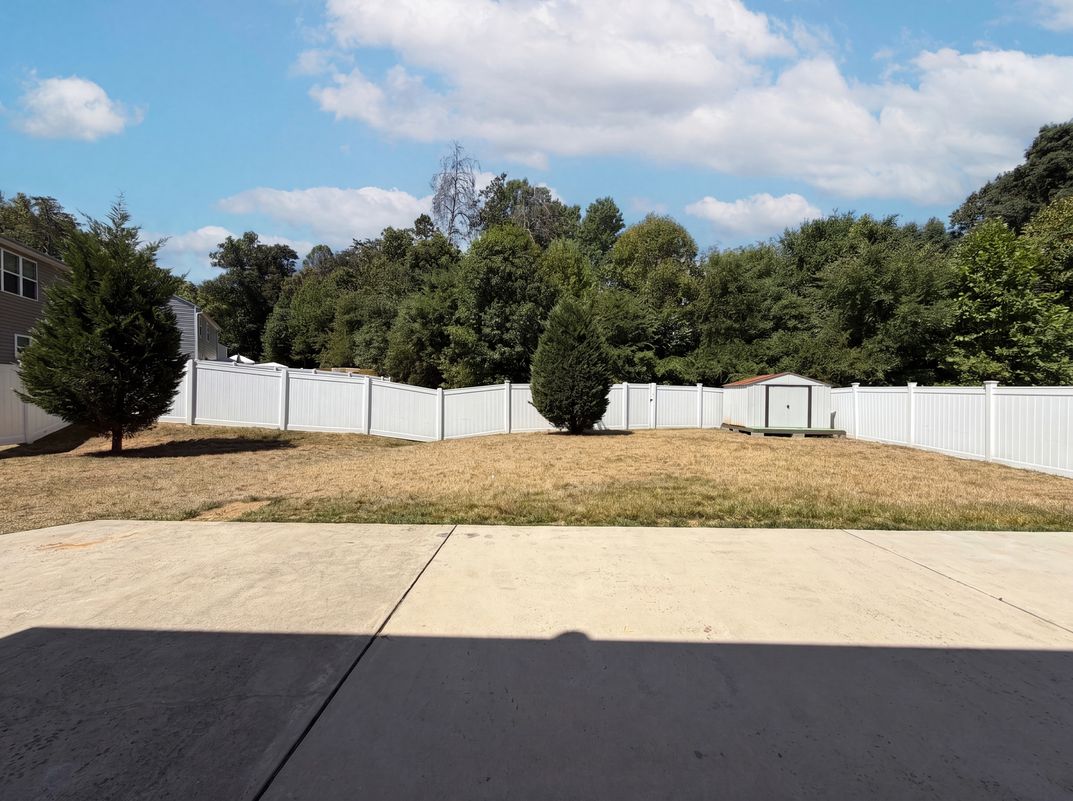 Photo 21 of 23 of 3423 Anita Glen Dr, Greensboro, NC