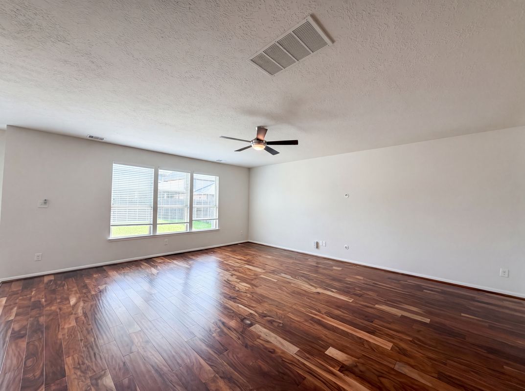 Property photo 3 of 19022 Tower Rose Ct