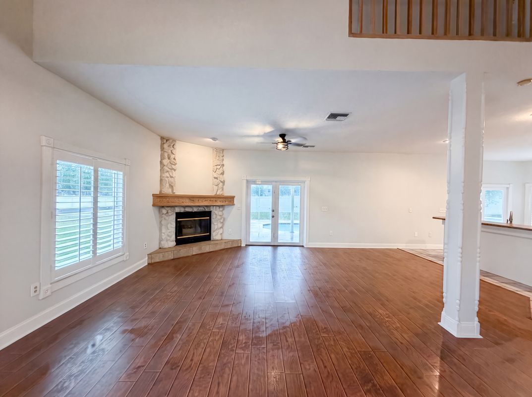 Photo 7 of 22 of 1701 Larabie Ct, Brandon, FL