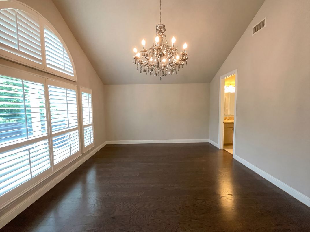 Photo 12 of 24 of 4157 Chantilly Ln, Frisco, TX