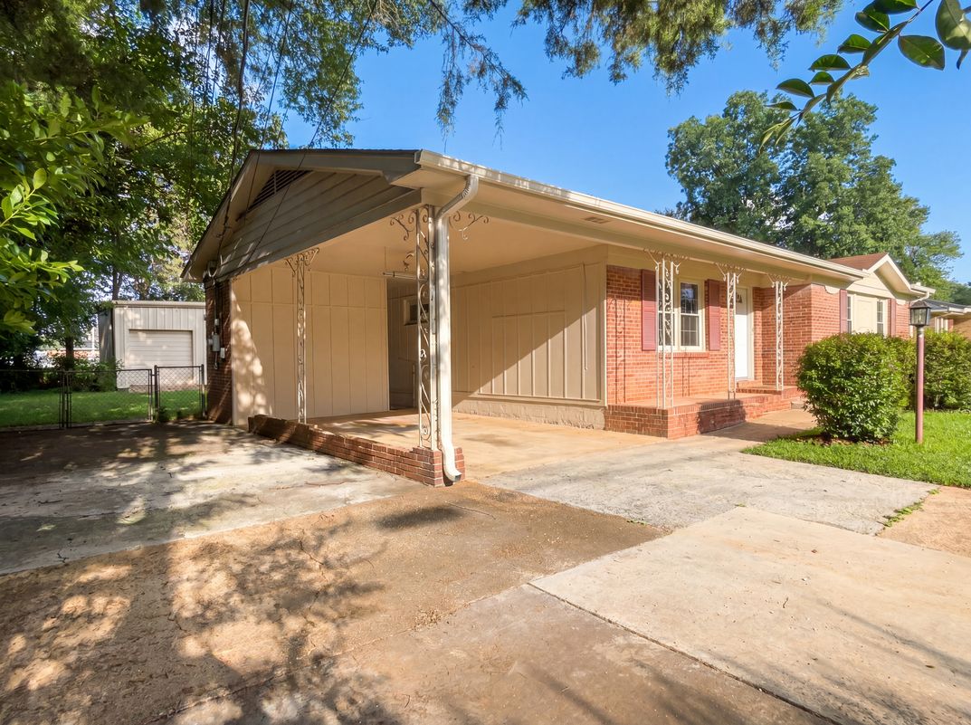 Photo 18 of 22 of 1808 Dailey Ter NW, Huntsville, AL