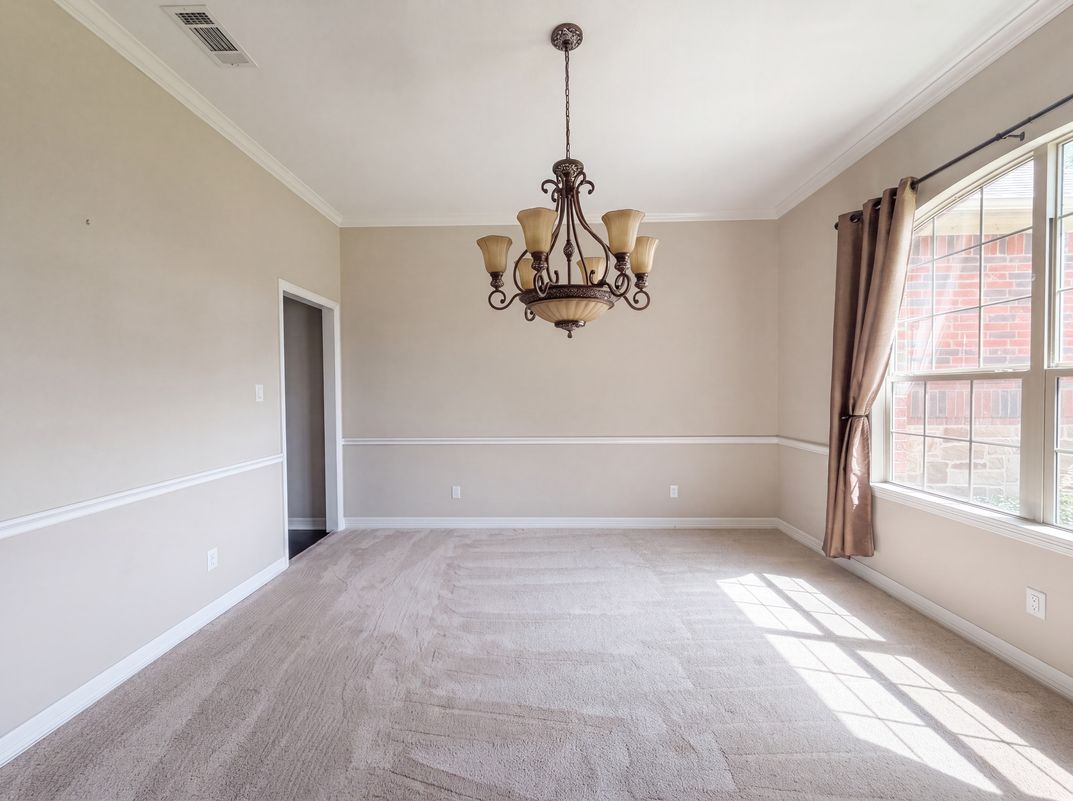Photo 7 of 25 of 8580 Cedar Creek Ln, Greenville, TX