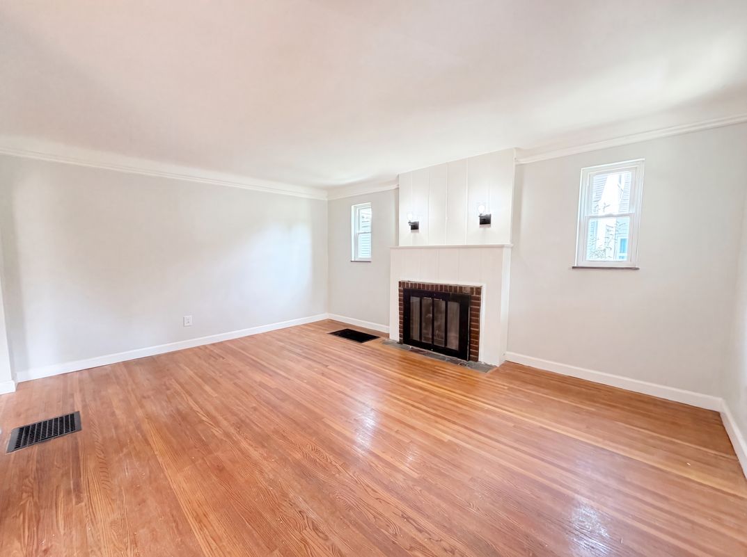 Photo 6 of 24 of 6418 Savannah Ave, Cincinnati, OH