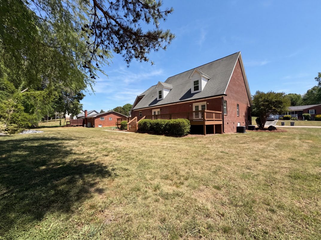 Photo 25 of 35 of 134 Springway Dr, Kannapolis, NC