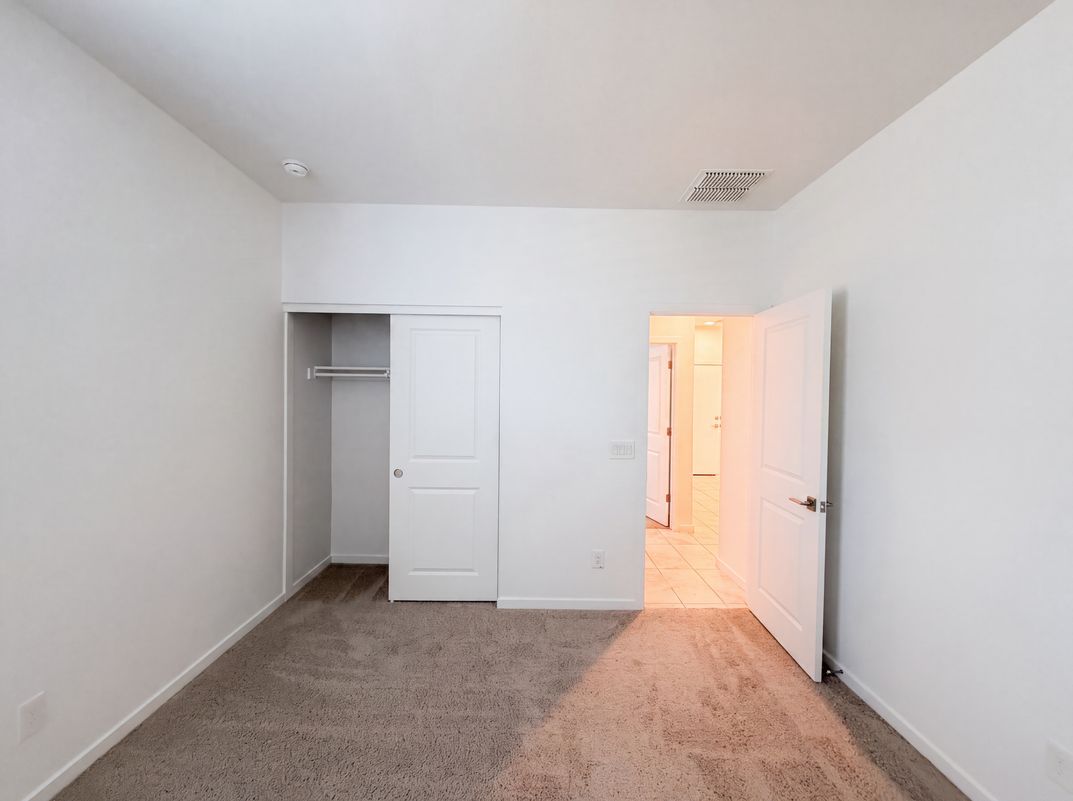 Photo 16 of 29 of 4127 S 97th Dr, Tolleson, AZ