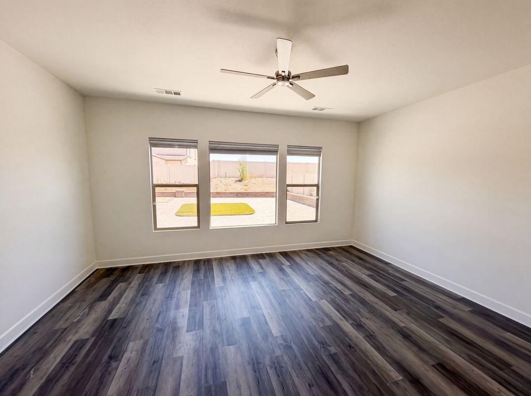 Photo 7 of 43 of 17698 Col Ranch Dr, Riverside, CA
