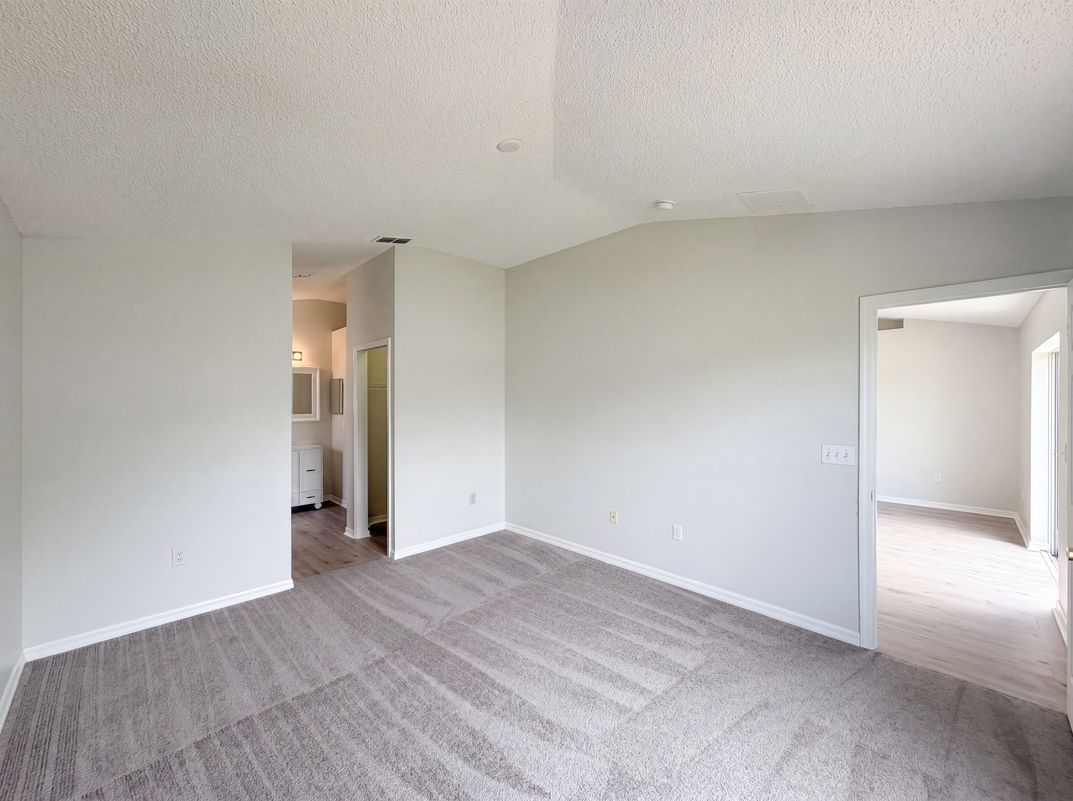 Photo 5 of 18 of 714 Dromedary Dr, Kissimmee, FL